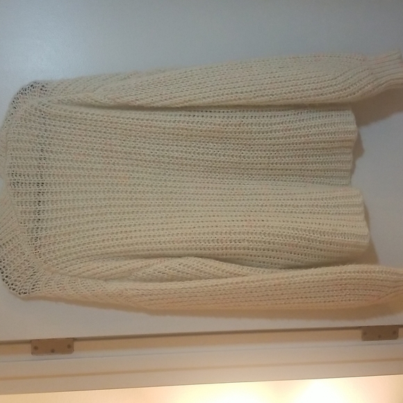 Beige cardigan with pink dots, size lg. - Picture 3 of 4